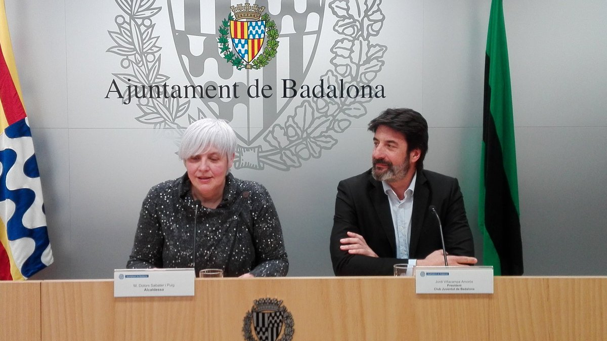 jmsarria's tweet photo. Matí intens i de gran expectació. @AjBadalona i la @Penya1930 arriben a un acord per garantir el futur del Joventut https://t.co/CYSPcZGgRz https://t.co/5ncC0IZyZ5