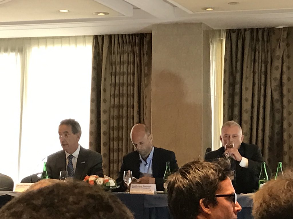 CEFAC_TDF's tweet image. Presentes en la Presentación de @Guillodietrich en el Consejo Federal #378 #MardelPlata @MindeTransporte @FADEEAC