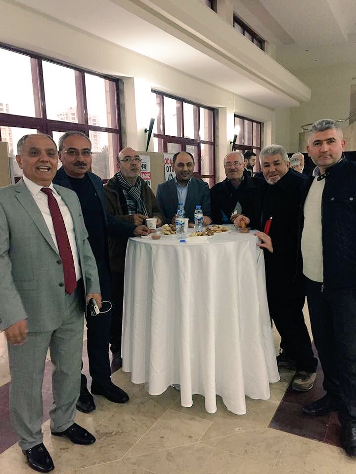 Ozler_Birlik's tweet photo. Kayseri Yozgatlılar Derneği - #KAYODER tarafından düzenlenen Çanakkale anma gecesine yönetim kurulu üyelerimiz iştirak ettiler. https://t.co/WacNYZdZiP
