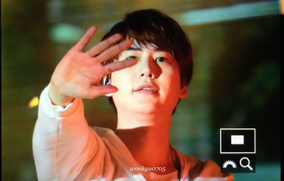 170317 #규현 홍콩 솔콘 ㅠㅠ