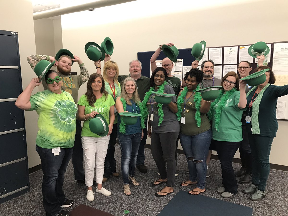 smalltowninok's tweet photo. Happy St Patrick's day from Team Blankship!! #lifeatatt #reppinnorman #StpATTyday https://t.co/mLcfEq5QTZ