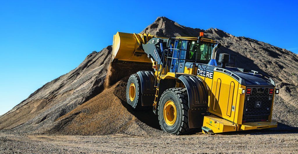 John Deere says Machine Health Monitoring Center will serve as "central command" for alerting customers to problems buff.ly/2nzYMfV