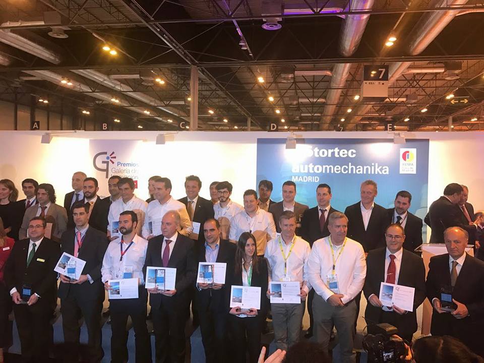 BOSSAUTO_INNOVA's tweet photo. #Bossauto, 1er Premio en la Galería de Innovación Motortec 2017 otorgado a la Pistola Genesi Carbono 360 HTE de Walcom. #Motortec2017 https://t.co/Xen4RG0sRf