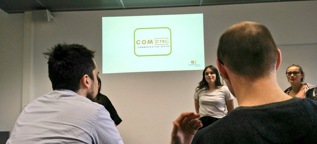 ArteveldeCOM's tweet image. Tussentijdse presentaties #praktijkcases. Altijd spannend, zeker met die externe juryleden. Bedankt voor hun input, trouwens!