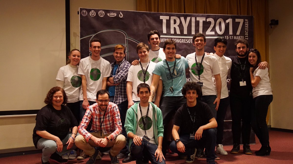 informaticaupm's tweet photo. El #tryit2017 ha terminado. Agradecemos a patrocinadores, OREX, y sobre todo a estos que tanto han trabajado. Larga vida al #tryit2018 https://t.co/GwYjEizteB