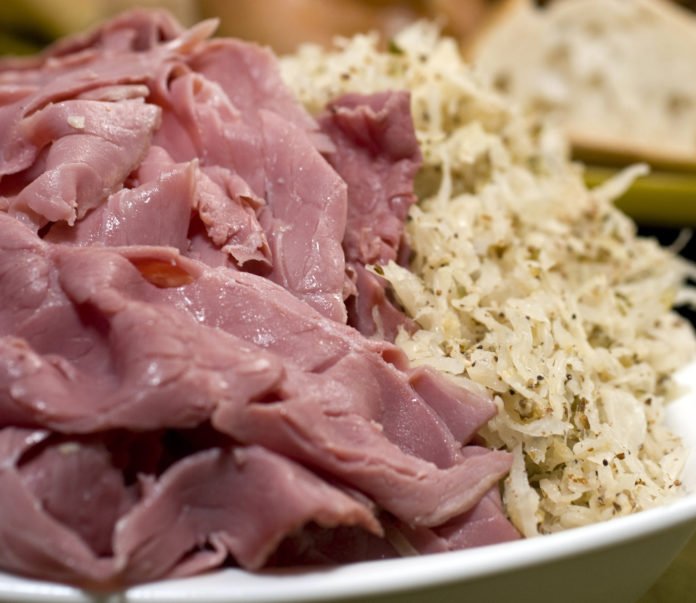 Among the many weekend's activities are St. Patrick's and St. Joseph's day events. 

rhodeisland.com/eat/2017/03/16…