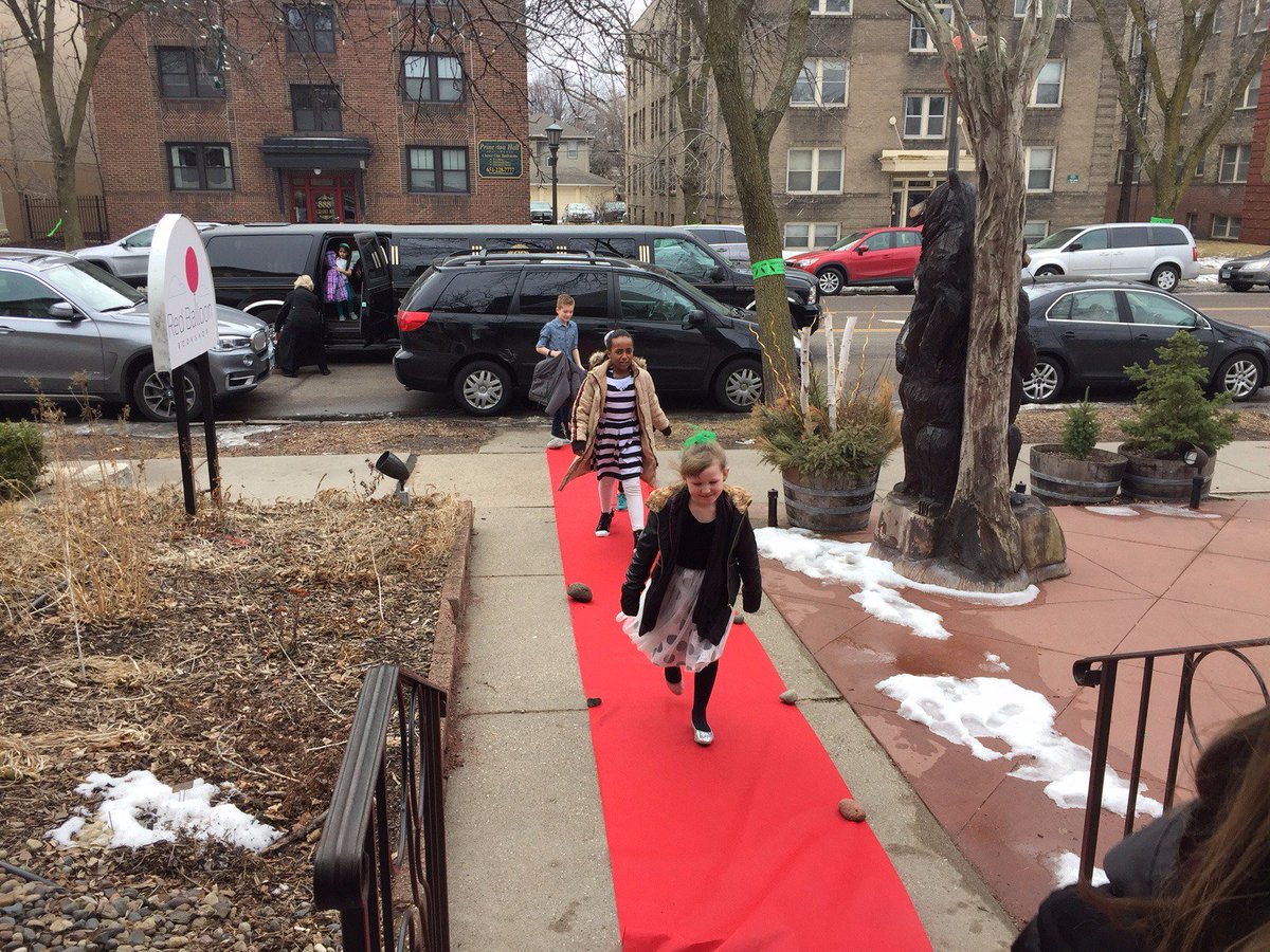 Red Balloon Bookshop tweet media