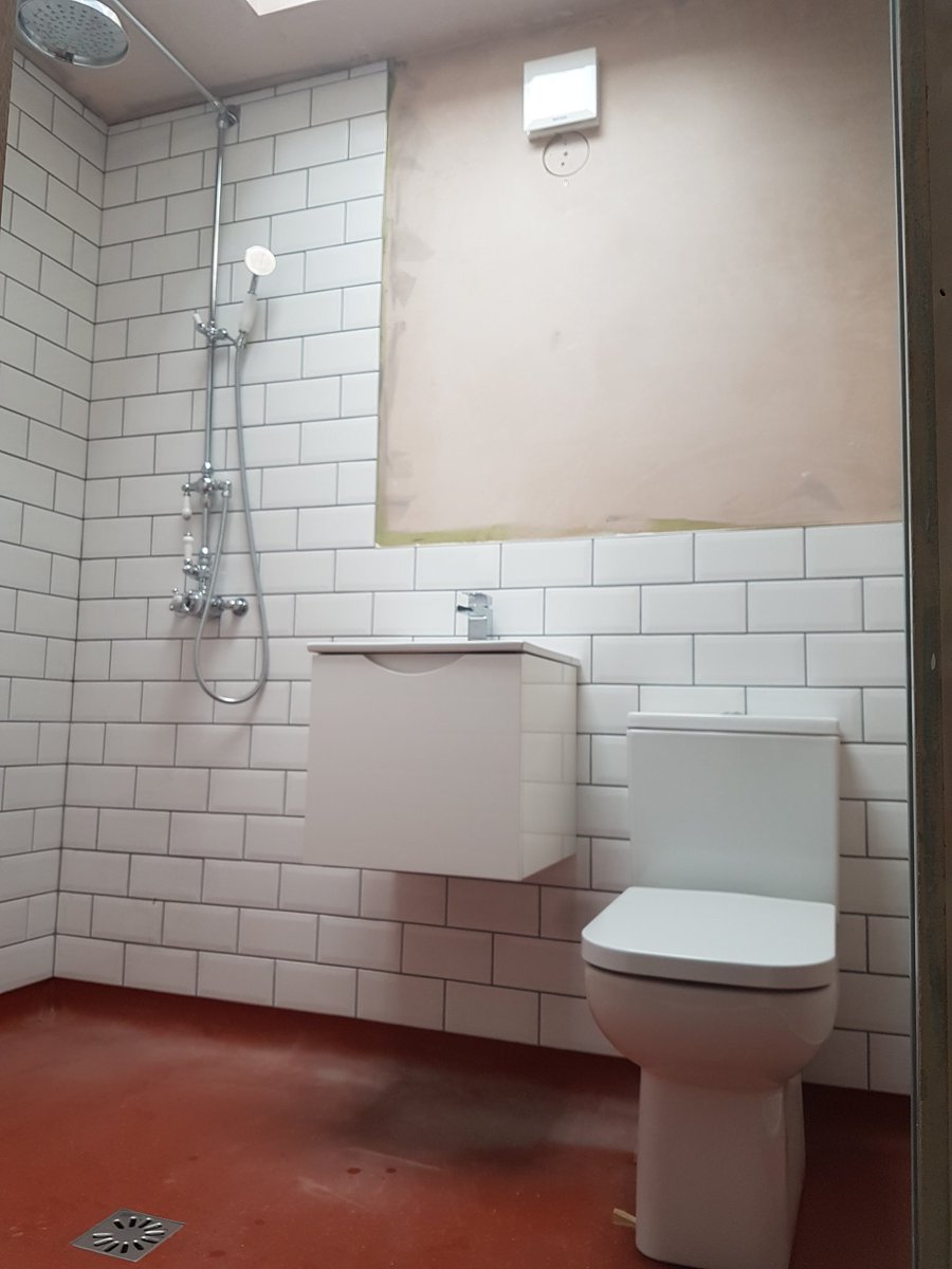 Just the shower screen and decorating (not my job) to go. Happy Friday. 

#ensuite
#HappyFriday