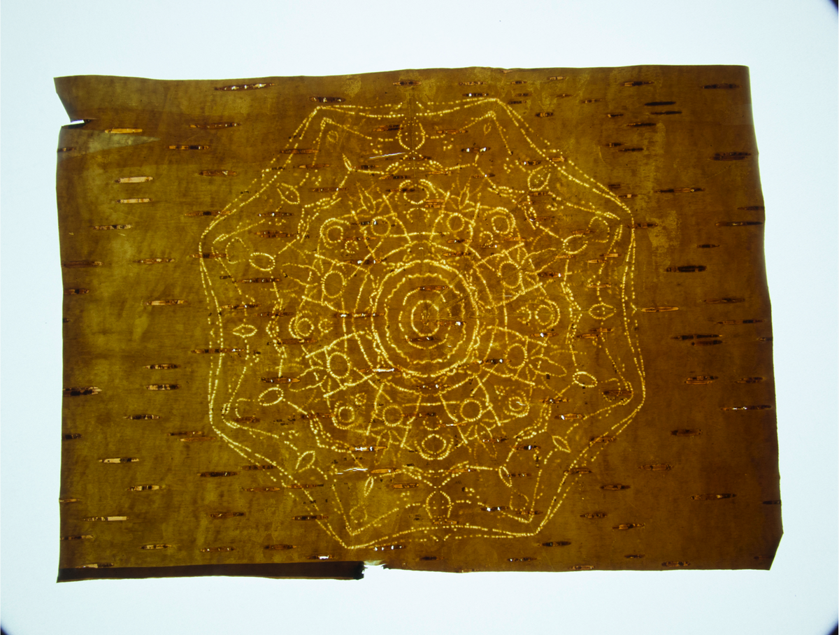 LLB_315's tweet photo. Today I honour the practice of Birch Bark Biting being revived by Mi'kmaw youth like Kim &amp; Phoenix as part of #ShowMeYourMath #Resistance150 https://t.co/mbtlDhHSUs