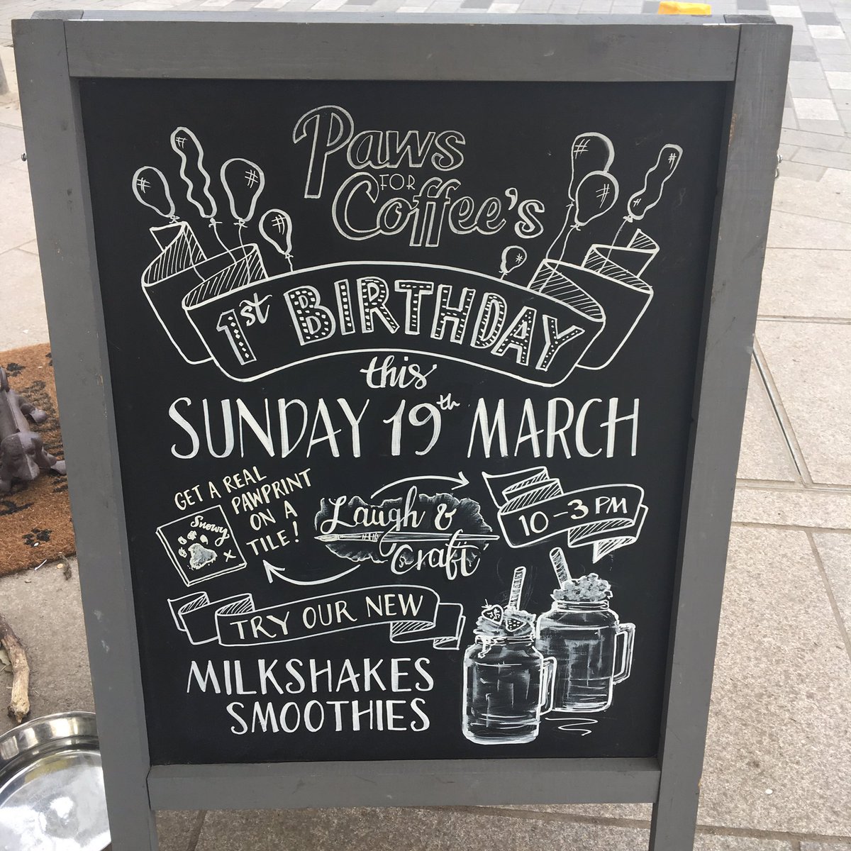 PawsforCoffeeUK's tweet image. 