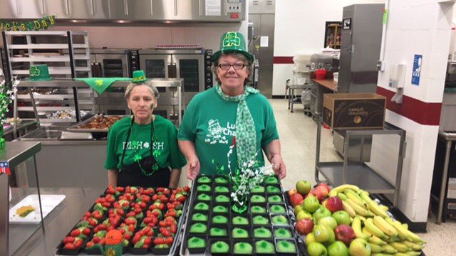 NISDFoodService's tweet photo. Happy St. Patrick's Day from Newport High School! https://t.co/vbXnHhrxzo
