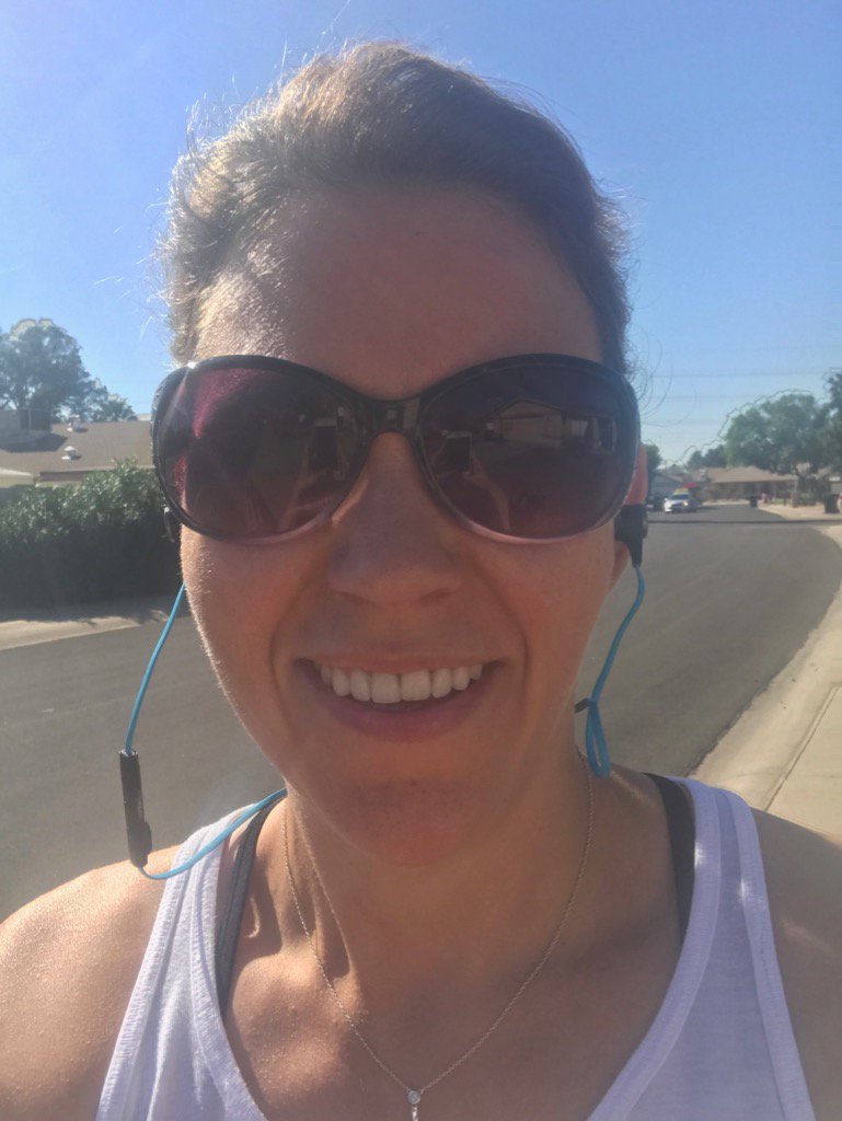 DrAshleyS's tweet photo. Quick run on a sunny am while listening to a therapy podcast. Enjoyable, educational, effective. #IntuitiveExercise https://t.co/e5XTd9Ro0H
