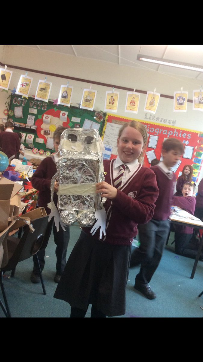 danetreeschool's tweet photo. Year 5 creating their cracking contraptions in project based learning #danetreelearning #PBLfridays https://t.co/OdU9pmcOM0
