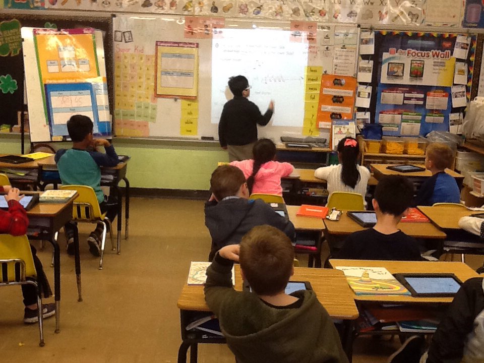 LynnCrest02's tweet photo. 2CS writing, sharing, and solving number stories.  #strategies #peertopeersharing @CoachOsborne https://t.co/Hj9cND0O7P