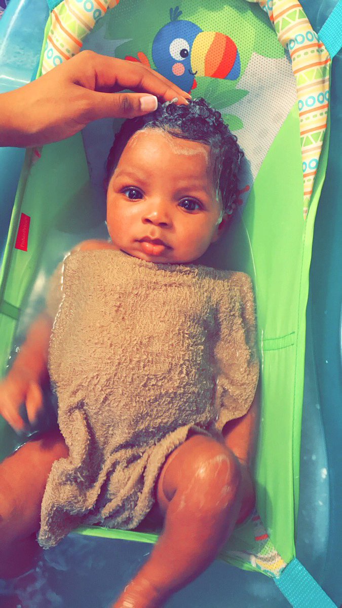 _KaylaaaS's tweet image. Bath time for my Pretty Baby😇