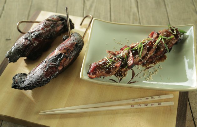 Pork tenderloin is as tender and tasty as beef tenderloin, but at a fraction of the price: goo.gl/8FvKHP

Photo Richard Dallett