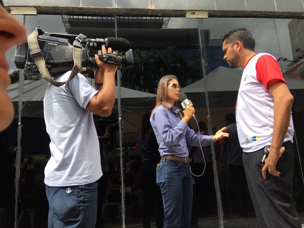 CarpinaNews's tweet photo. Participamos hoje do lançamento do Projeto #VidasporVidas - no Hemope! #PgMyStyle https://t.co/2i7IY8S6Uv