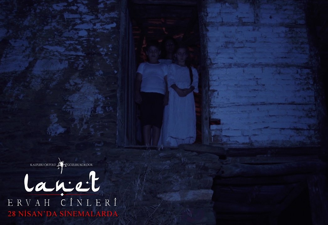 lanetervah's tweet photo. Ervah Cinleri Nedir, Bilen Var mı? Yorumlarda Bidiklerinizi Paylaşıp, Sayfamızı Takipte Kalın! #korkufilmi #Korku #yerlikorku #sinema #film https://t.co/r4SzZaRF41