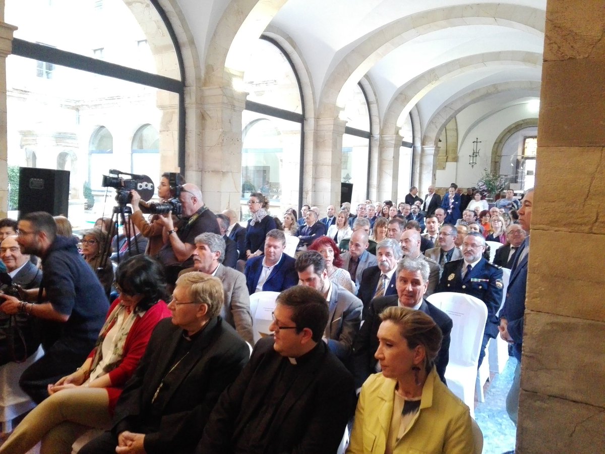 diputacionleon's tweet photo. @Juan_M_Majo:"@diputacionleon está y estará apoyando el.#SICA17 y a las empresas que elaboran chocolate como seña de identidad #Astorga " https://t.co/KozZRQWqaR