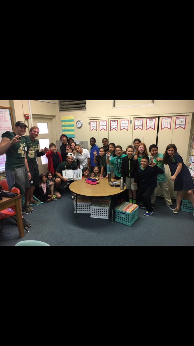 DaBUGang's tweet image. Thank you to Mountain View elementary for letting us come and read to these awesome kids SicEm! #Baylornation