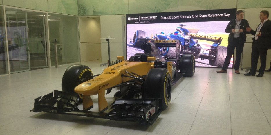 ROKAutoEMEA's tweet photo. Seen at Renault F1 team HQ this week, where Mark Daniels was a speaker at a conference organised by @TheManufacturer Magazine #ukmfg https://t.co/lRe8xMALFv