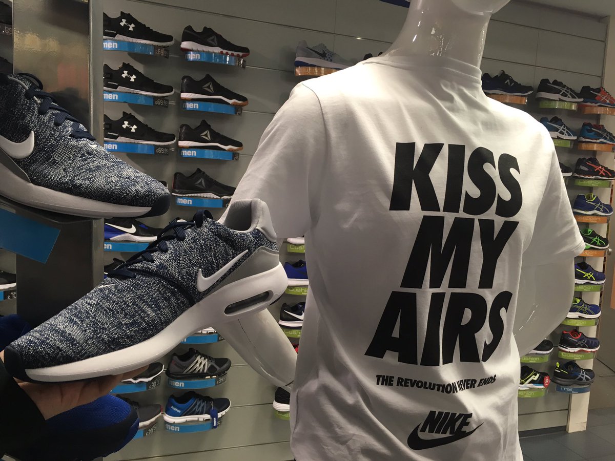 dw sports nike air max