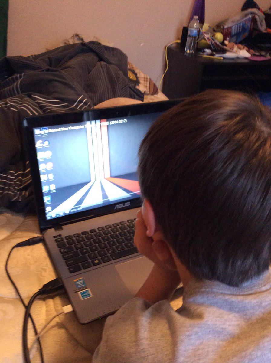 caseyshiling's tweet image. Trying set up live broadcast #music.ly