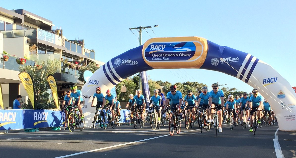 RACV_Official's tweet photo. And they're off! The RACV Great Ocean & Otway Classic Ride has left #Torquay π΄. #goocr @racvgoocr #cycling https://t.co/JRQvAVK6Pb