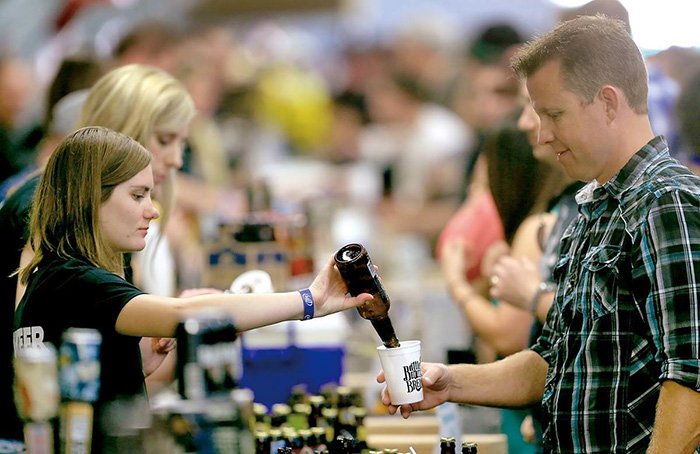 Join 70 craft breweries and cideries from #SonomaCounty and beyond at Battle of the Brews April 8, 2017: ow.ly/vPbS309Wbqq