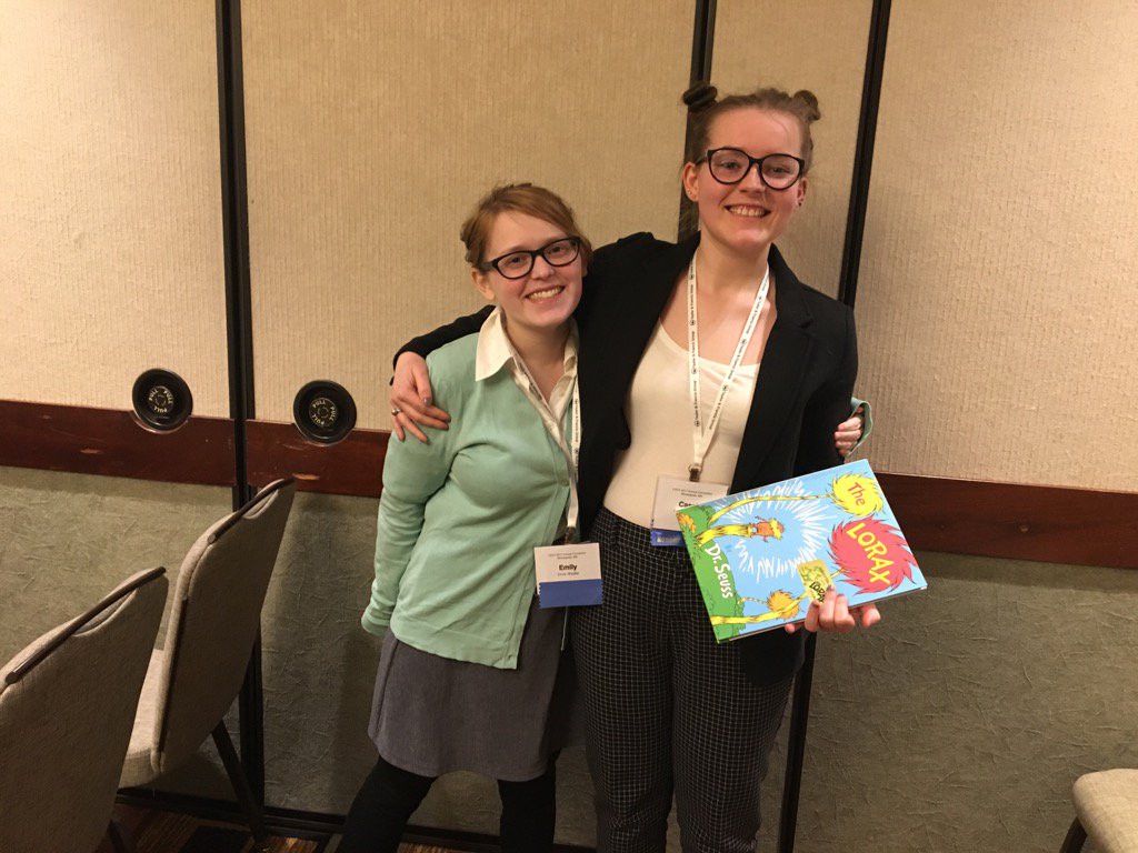 coldrhet's tweet image. @ictrueblue Exceedingly proud of these students!! Rocked the the honors conference!
#csca17 #illinoiscollege