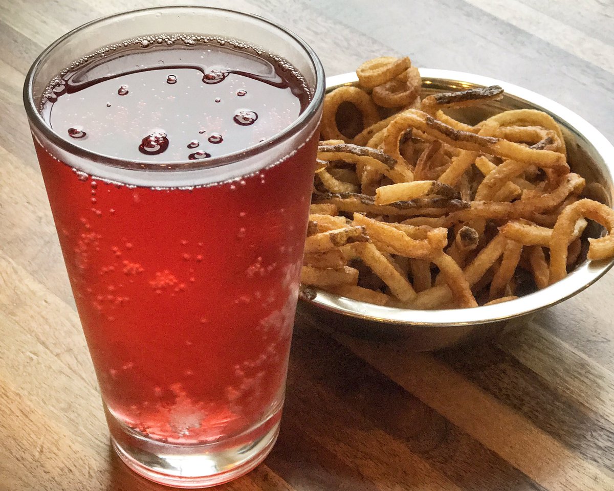 New <a href="/SwiftCider/">Swift Cider</a> Marionberry Cider on tap! #HappyHour BOGO beers, ciders and/or fries Weekdays 3-6pm! Happy #Fryday Portland! 🍻