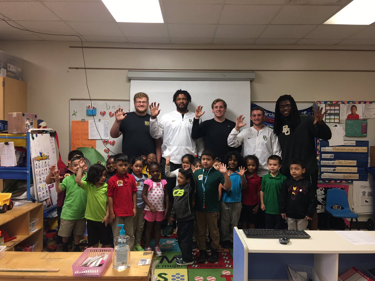 The mafia stopped by Brook Ave elementary to read the kids! #Mafialovesthekids