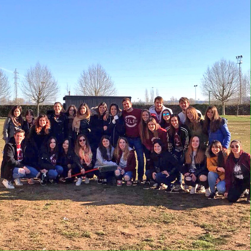 comienferleon's tweet image. MUCHAS GRACIAS POR EL DÍA DE AYER A TODOS!! Enorme comisión de enfermeria!! ❤️💉