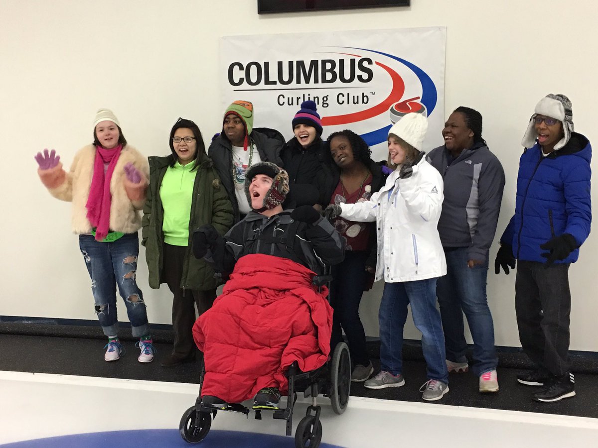 missbethAPE's tweet photo. Adapted PE class learning about Curling!   #itsworthit @wcsdistrict https://t.co/76EjdlclaY