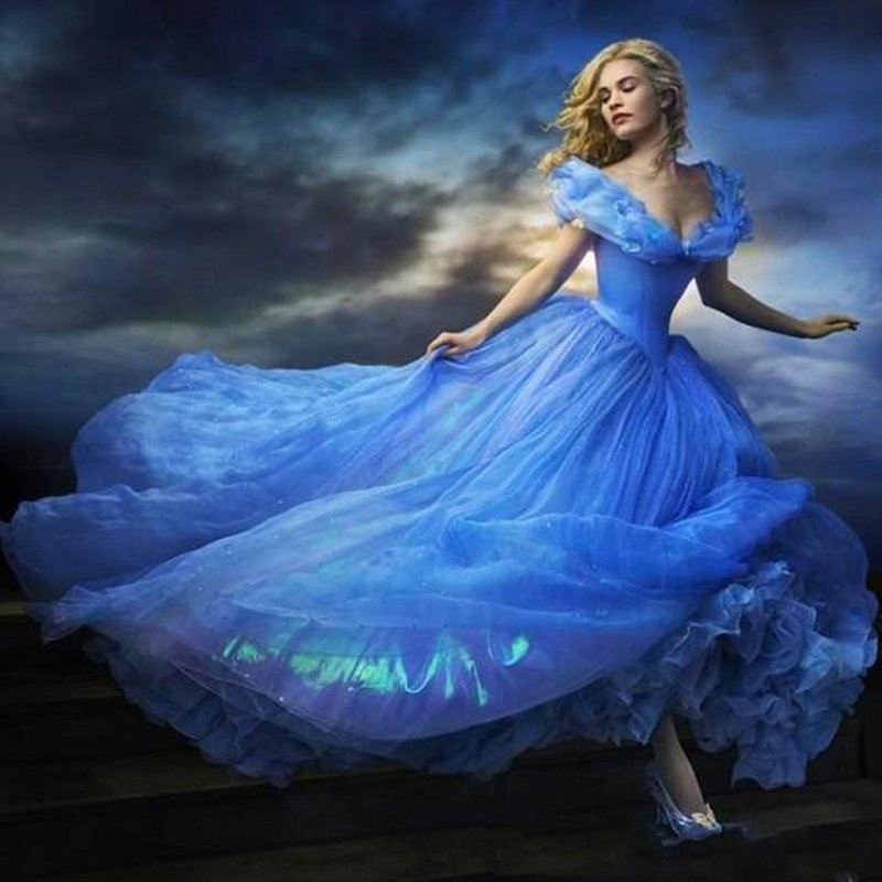 Esta es la genial razón por la que la ropa de las princesas de Disney (casi siempre) es azul goo.gl/Chnom7
