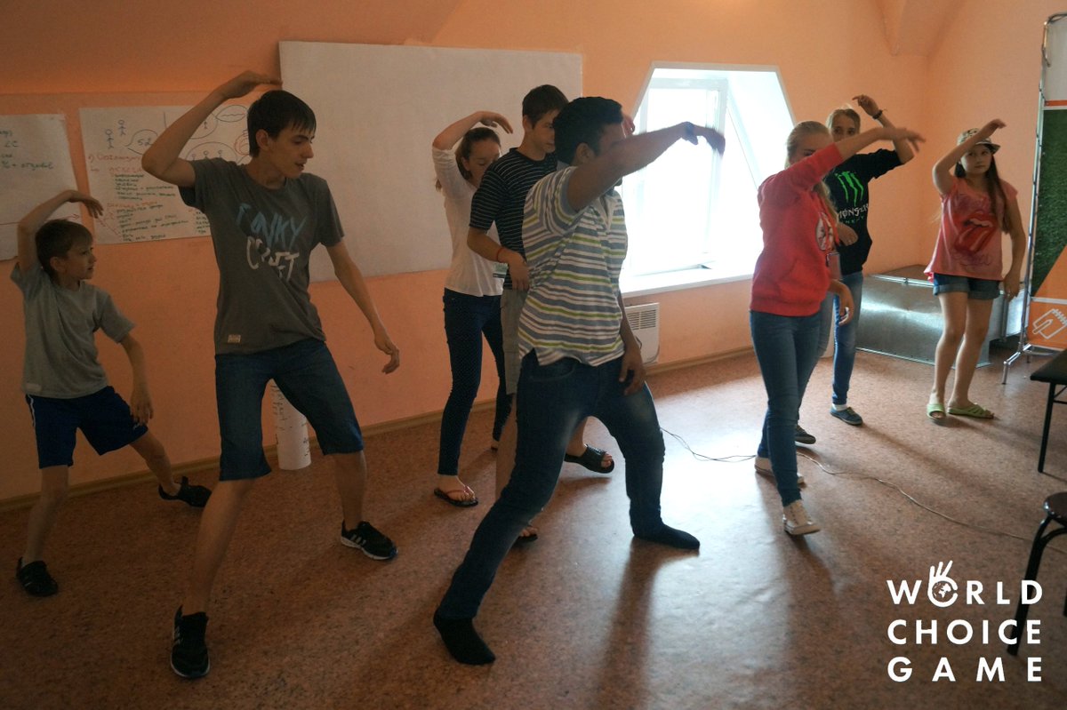 WorldChoiceGame's tweet image. #FlashbackFriday to WCG a 2 summers ago! Can't wait for WCG in California this summer! #SignUpToday #SummerCamp #Summer2017 #WorldChoiceGame