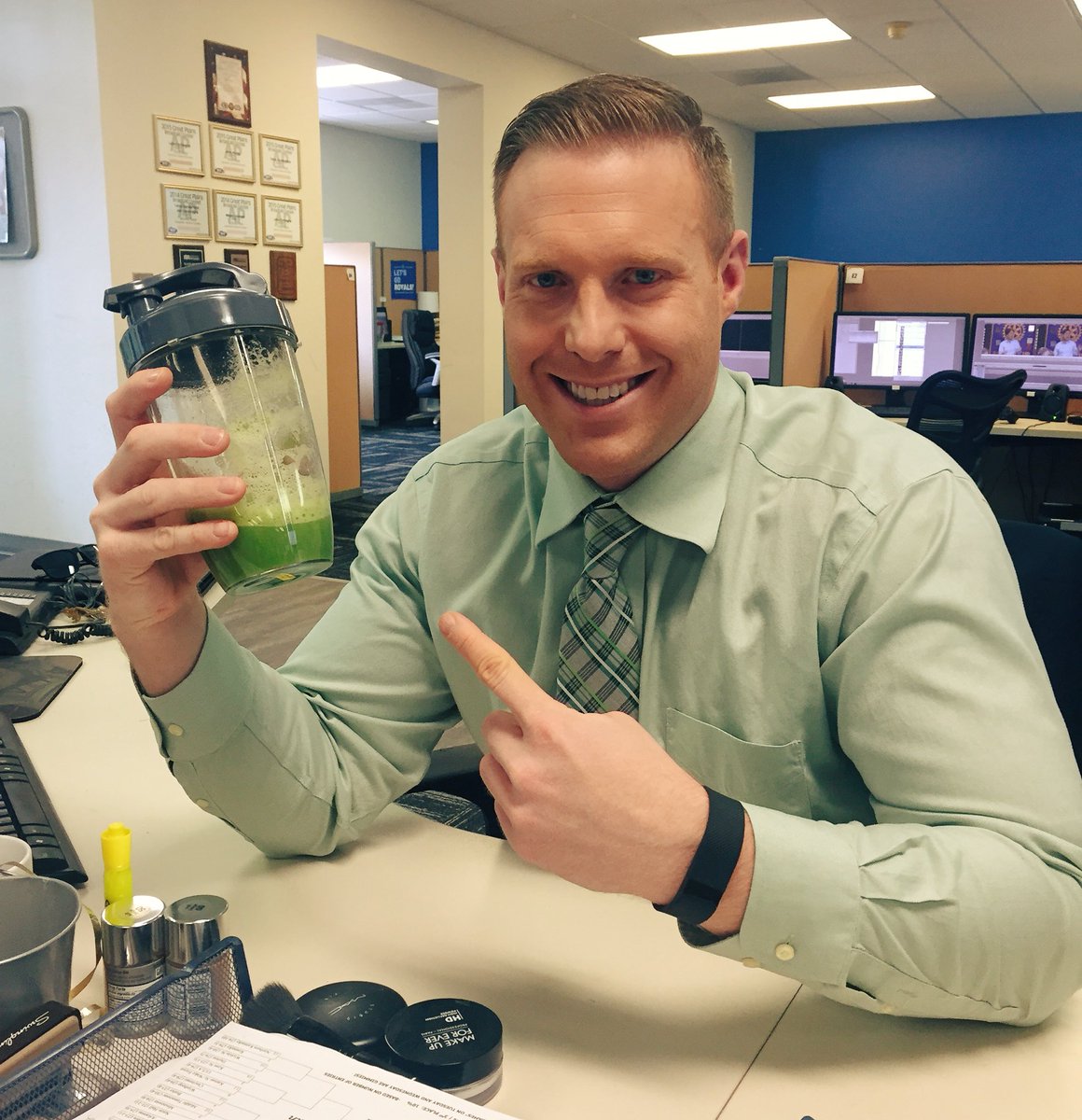 BillSchammert's tweet photo. The one day of the year people can't make fun of my green drinks (CC: @LukeDorrisKLKN #HulkShakes)
#StPatricksDay https://t.co/XbtKAzWttb