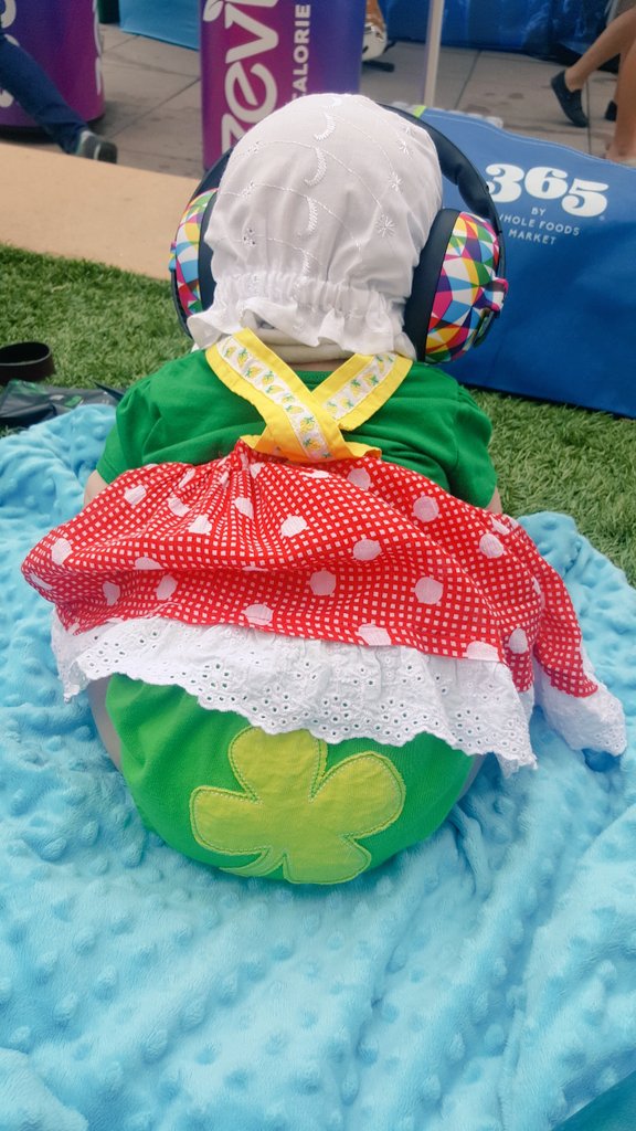 southbybaby's tweet photo. Partying at @SW_Invasion ready to watch @katenash #sxsw #sxswbaby https://t.co/xKjLuZLgar