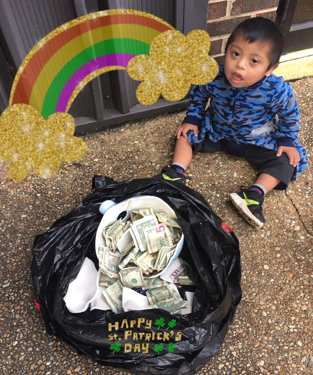 BellRunners's tweet photo. Happy #StPatricksDay ! We found this little guy and pot of gold today. Well, it's a busted piggy bank with $700+ his #BellRunner raised!! 👏🏻 https://t.co/ghpBTMMDyJ