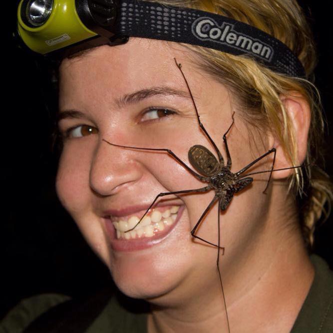 CaraSantaMaria's tweet photo. Do you know the difference between venom and poison? @NerdyChristie explains on #TalkNerdy. #venomscience 

https://t.co/Aj9O0XYNpb https://t.co/ABYMNwLShH