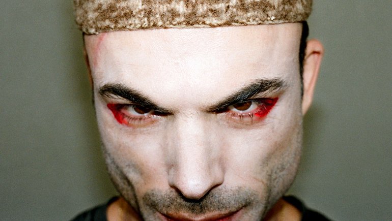 How Joakim produced his album, Samurai, while running his own studio: bit.ly/2nhZroN <a href="/joakim_bouaziz/">JOAKIM 🐾</a>