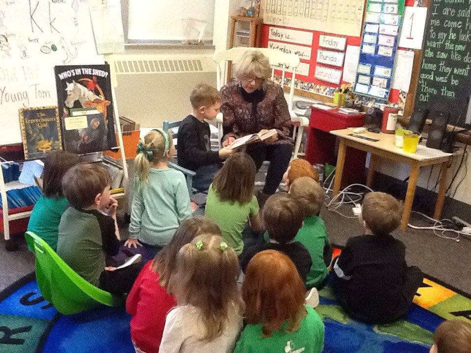 MrsKoeppsClass's tweet photo. Thank you for coming to read to us Grandma Peterson!! #krocks #teamsh https://t.co/sHN1VpWTZc