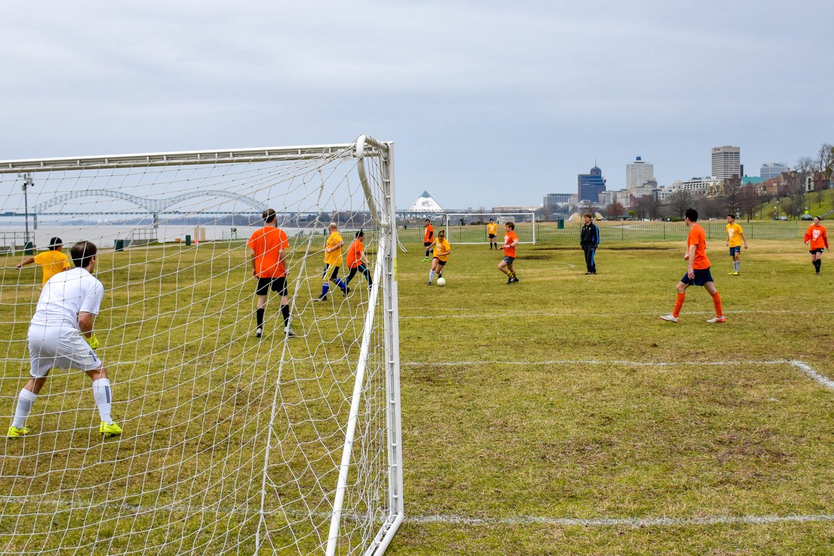 MemRiverParks's tweet photo. We're getting excited about all the soccer set for this Saturday &amp; Sunday. Games start at 10:30 am in Tom Lee Park! #MRSC2017 https://t.co/3VdOzlBjxl