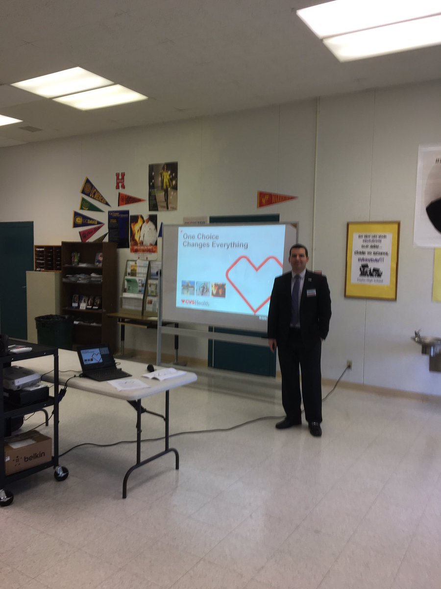 RxSup Ryan Vaughan impacting lives in South Sacramento #sharecare #Onechoice @RVaughanCVS <a href="/jmawais/">jawais</a> <a href="/MAMoore1211/">MMoore33</a> <a href="/PamelaLarrabee/">Pam Larrabee</a>
