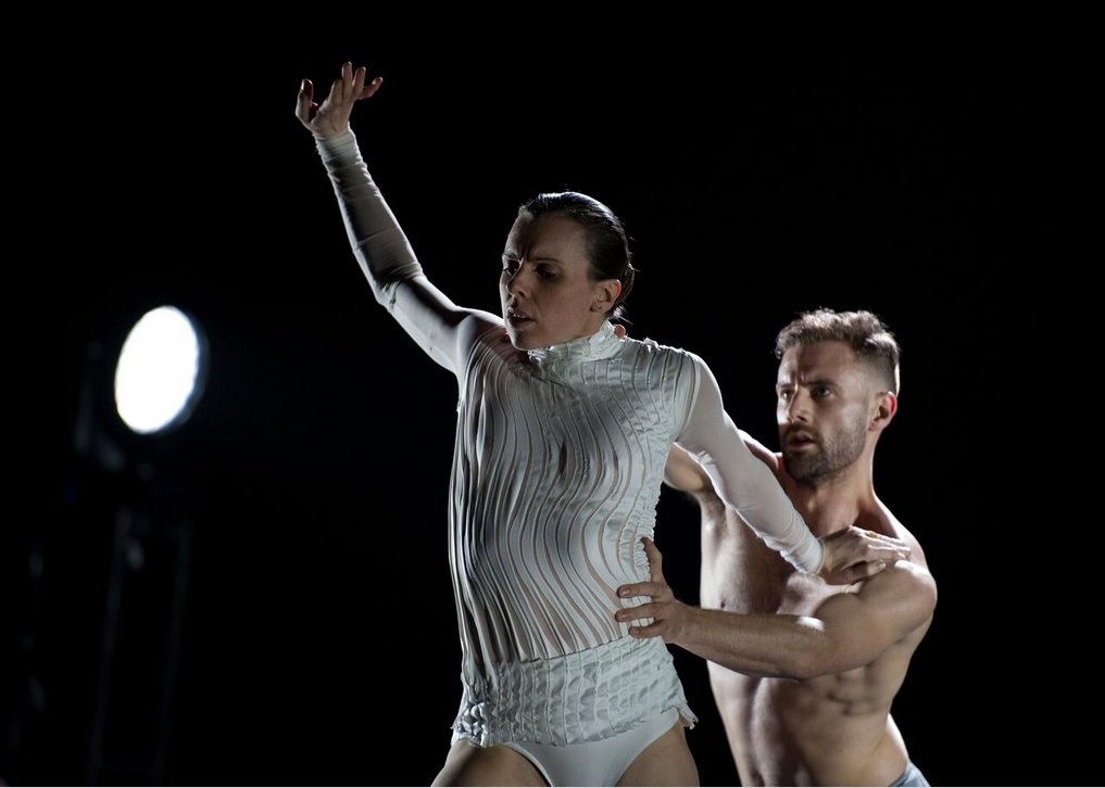 LordsofDogwood's tweet photo. Darkness, beauty, athleticism, and artistic integrity. It must be a new work by @BalletBC. Our review of #Program2: https://t.co/gpQAt0evUZ https://t.co/T1yoW7lCoy