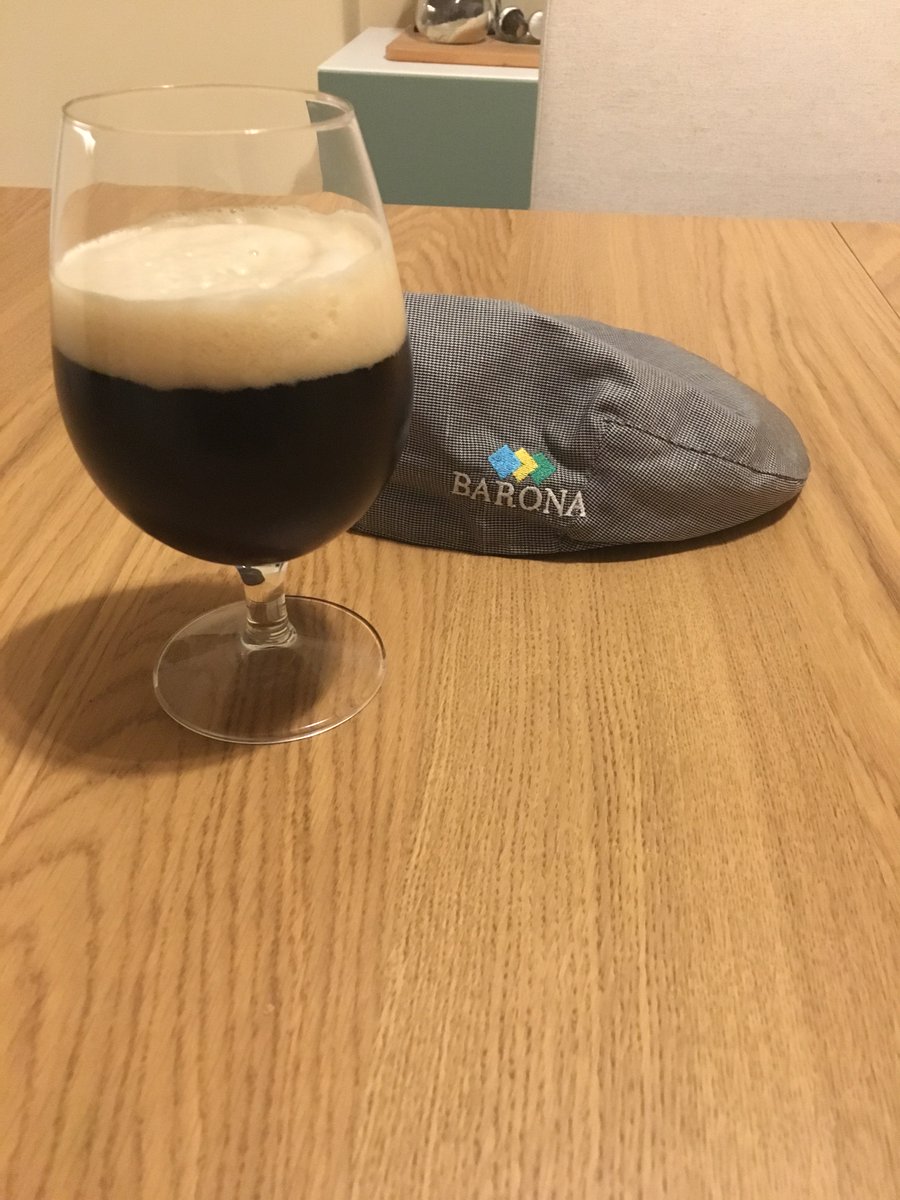 Um brinde a São Patrício! Cheers St. Patrick! #barona #cervejaartesanal #craftbeer #stpatrick