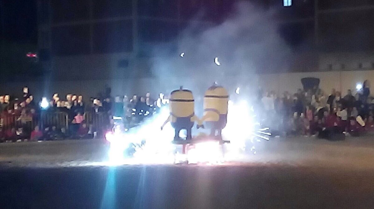 SJOSEPALENCIA's tweet photo. #falla2017 https://t.co/wHOL9dNgeT