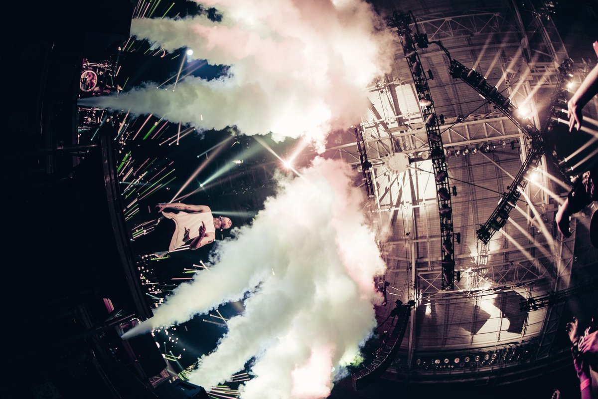 twentyonepilots's tweet image. feb26 n charleston #ERS2017 photos are up: goo.gl/6JPpzW