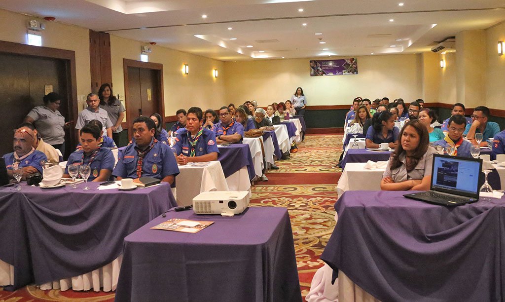 Scouts debaten sobre diversidad e inclusión -  mundoscout.com/2017/scouts-de…