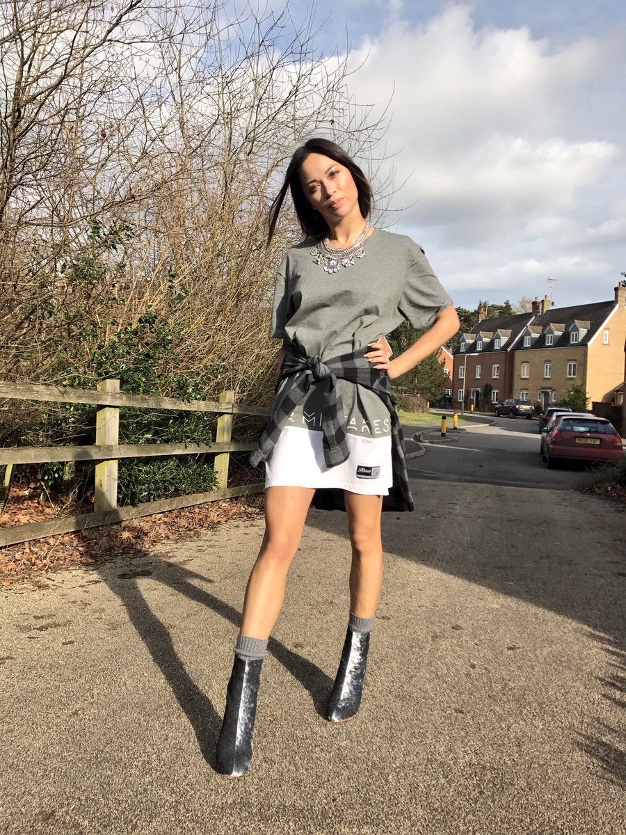 Jonesesapparel's tweet photo. It's weekend!Treat yourself 2 one of our Tshirts if you've got moves! £29.99, shop online,link in bio #Strictly https://t.co/R4BFKdNgr4